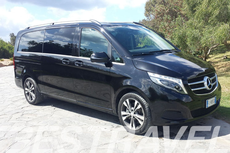 Mercedes Viano Servizio Taxi Chia Aeroporto Cagliari
